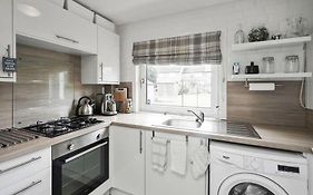 House With Garden And Parking 15 Min To City Center